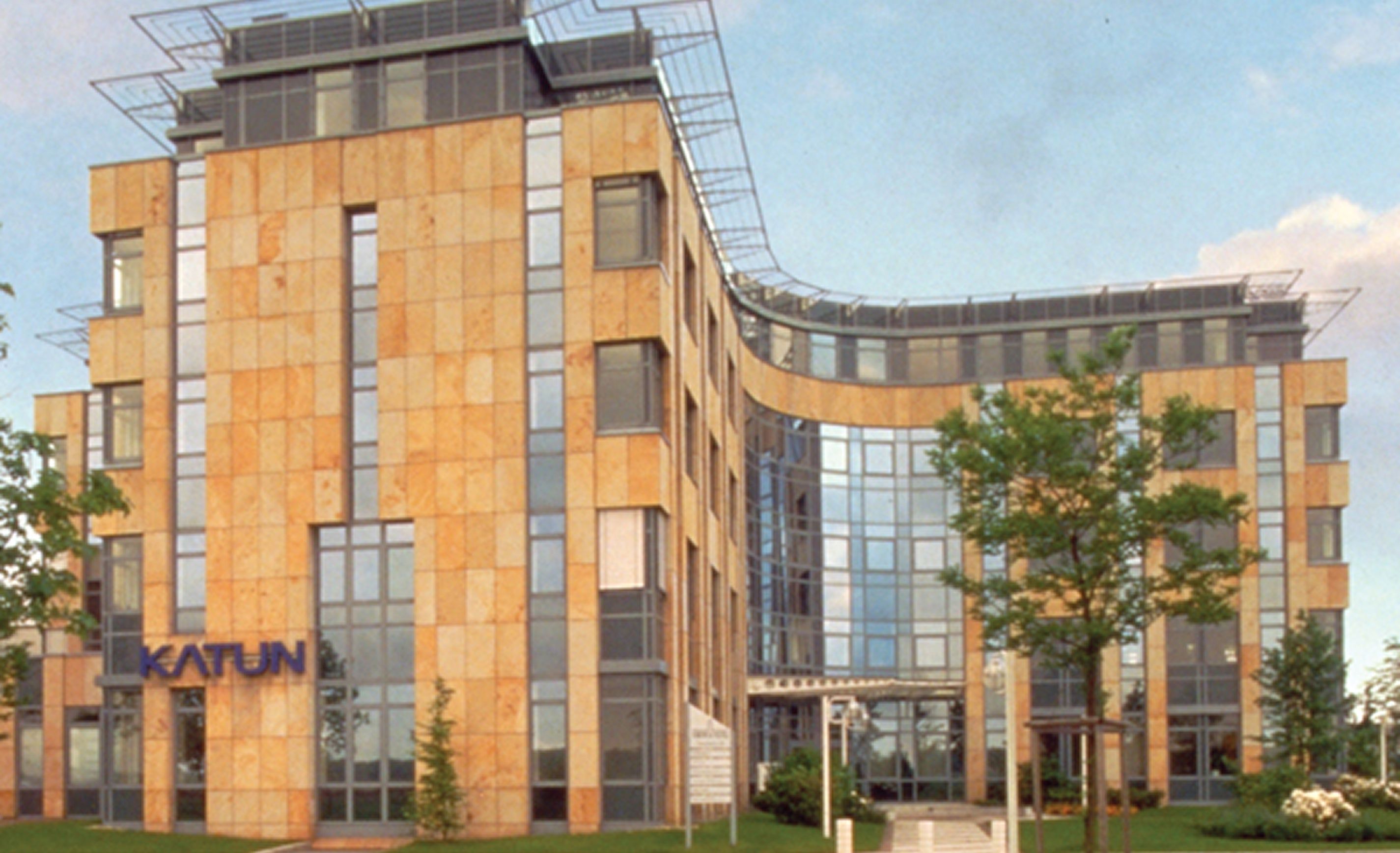 Katun Office Building in 1986