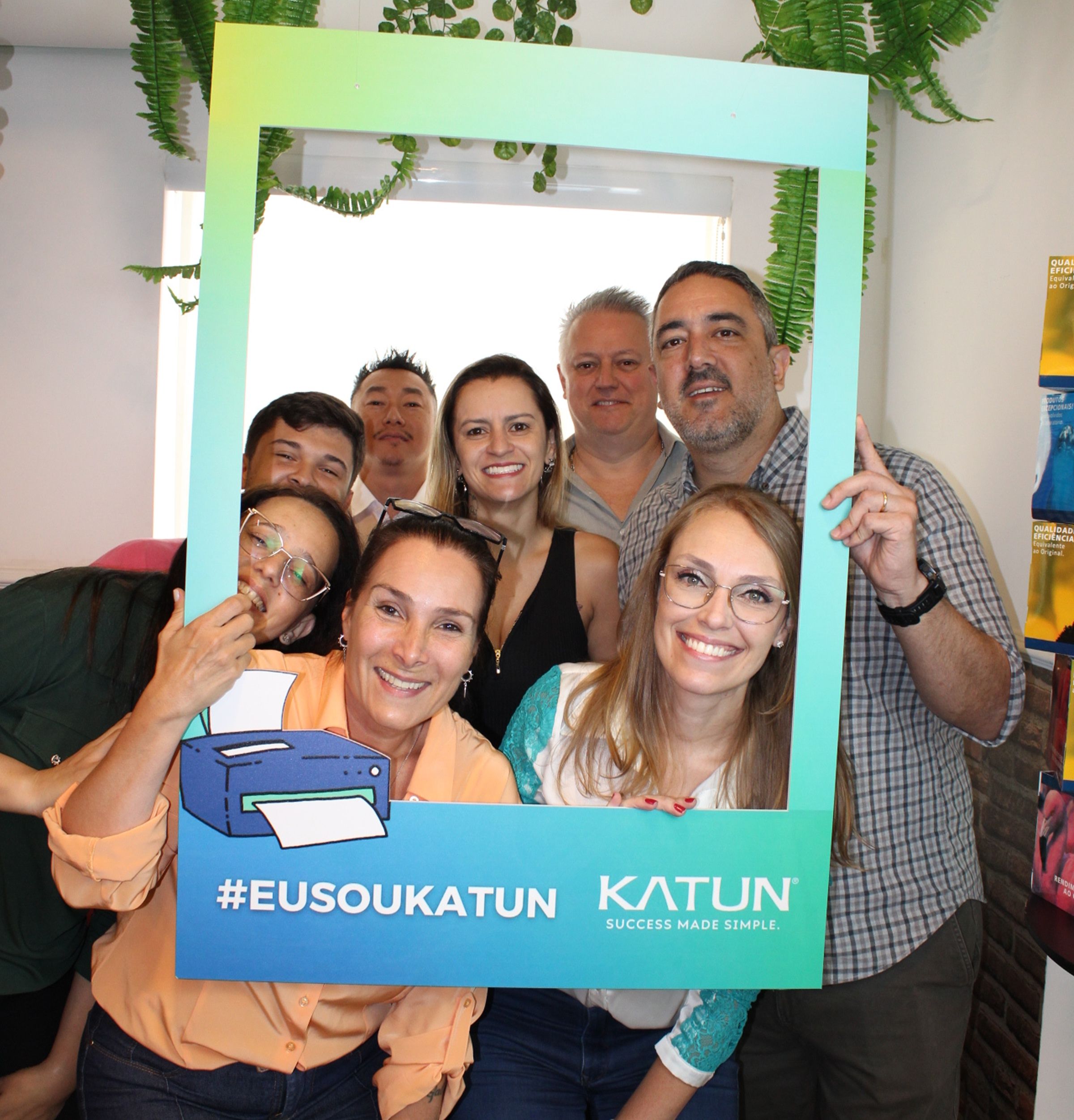 Katun Employees Celebrating